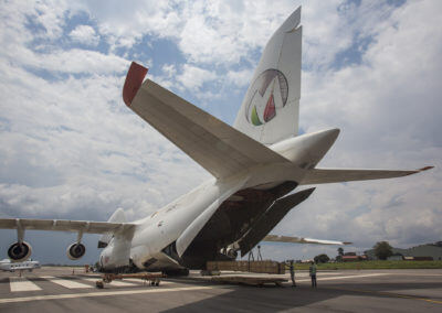 An-124 aft loading