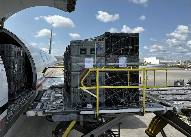 air cargo image 1