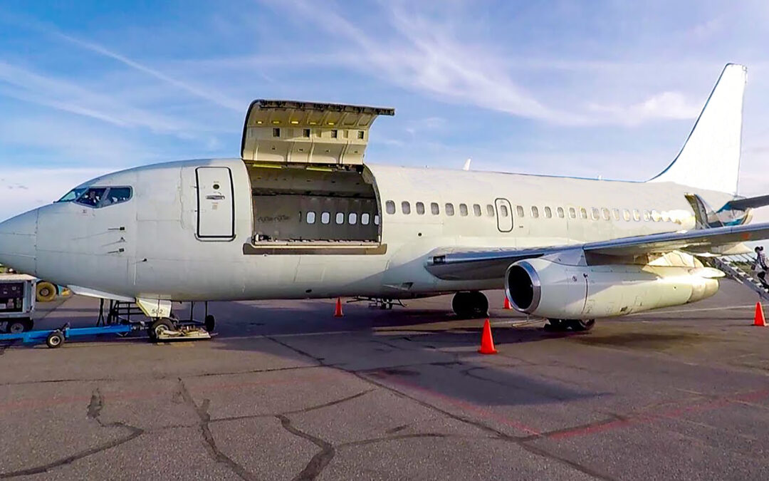 Get to Know the 737 Combi: The Best of Both Worlds